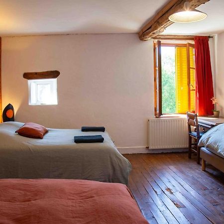 Bed and Breakfast Les Soleils Merinchal Екстер'єр фото
