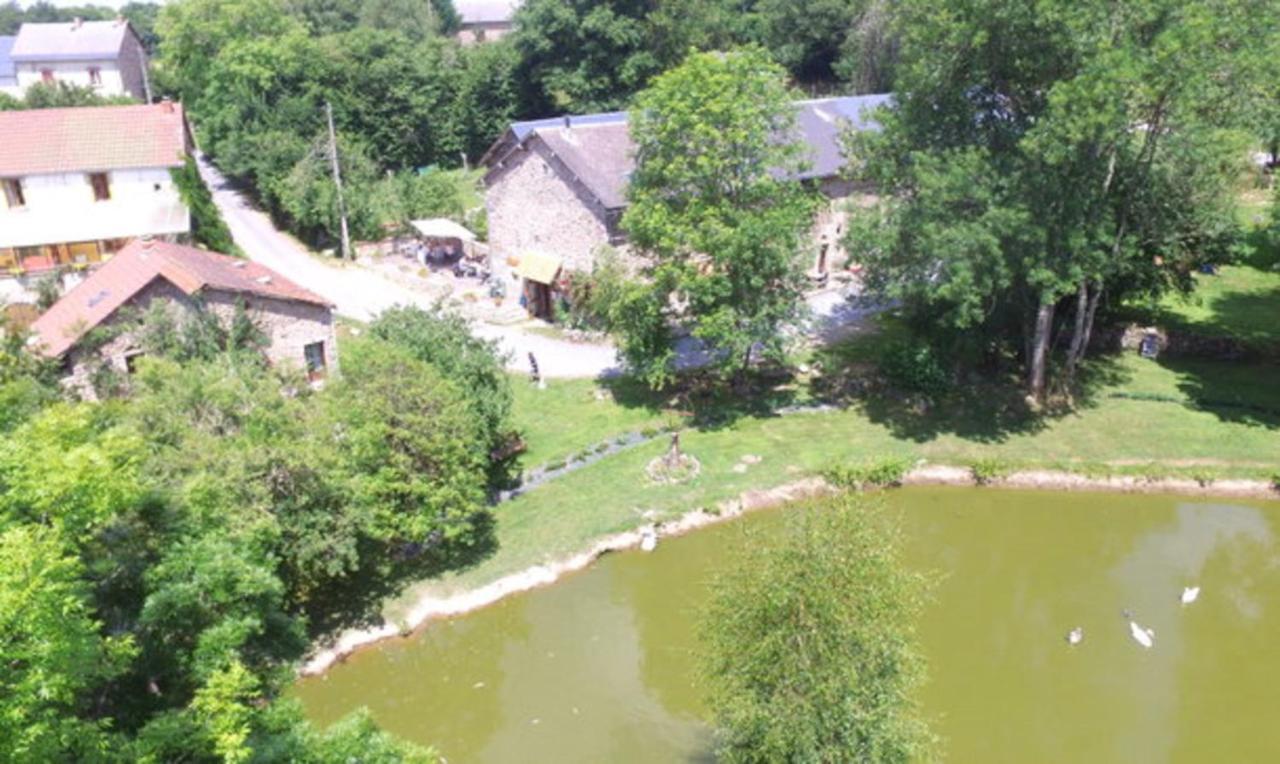 Bed and Breakfast Les Soleils Merinchal Екстер'єр фото