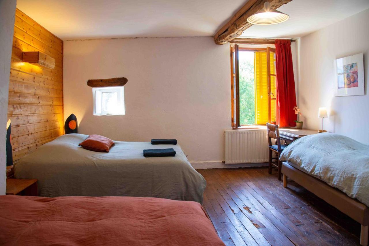 Bed and Breakfast Les Soleils Merinchal Екстер'єр фото