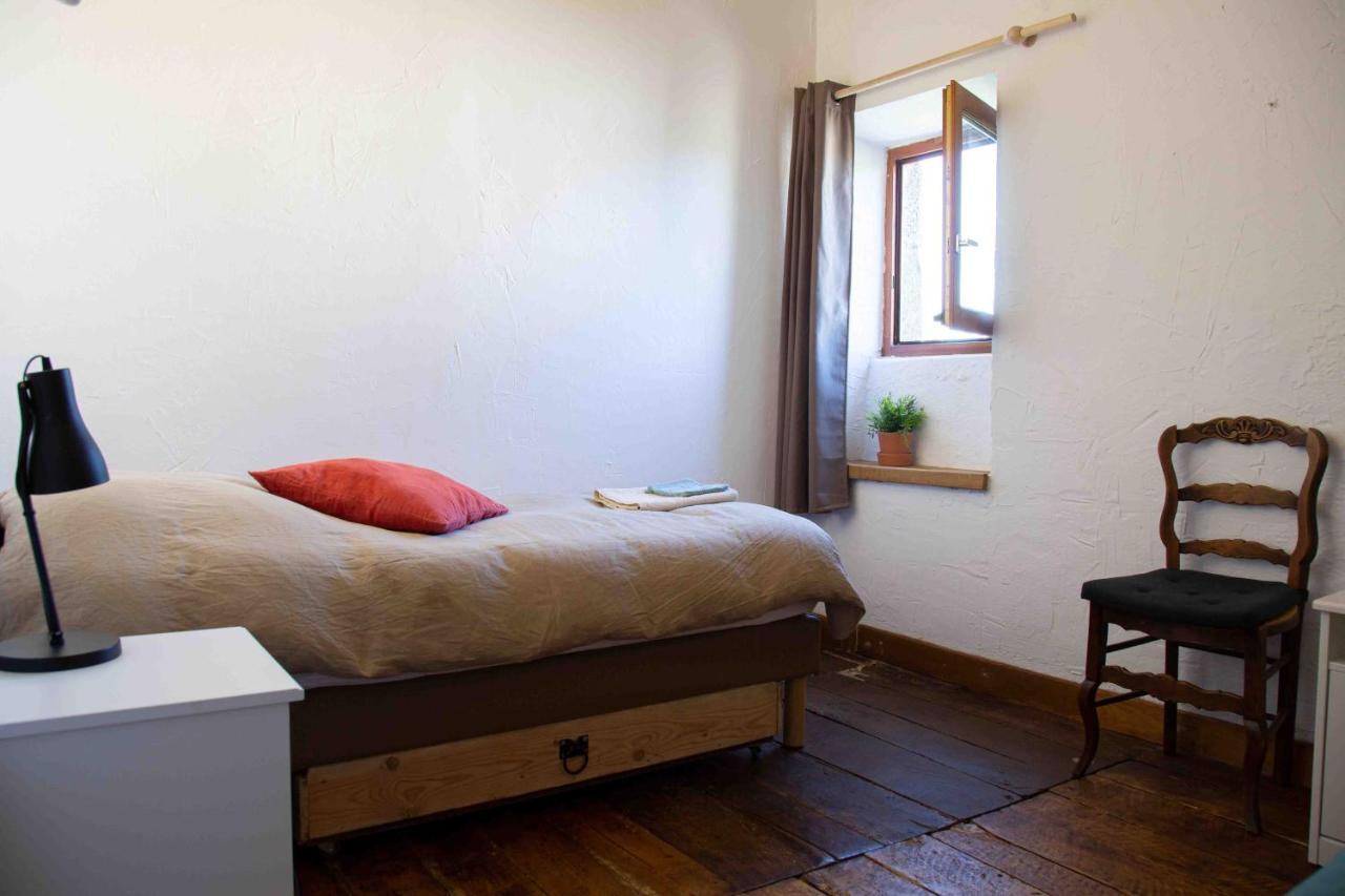 Bed and Breakfast Les Soleils Merinchal Екстер'єр фото